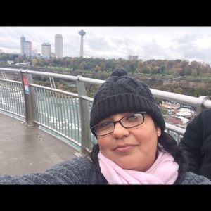 Meet your Posher, Faviola